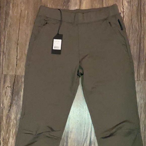 RYU Everywhere Jogger Sage Green Sz M EUC - Picture 2 of 14